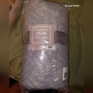 Ulta Beauty Limited Edition Plush Throw - Gray